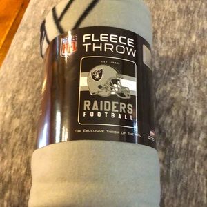 New! Raiders football fleece throw 59x60